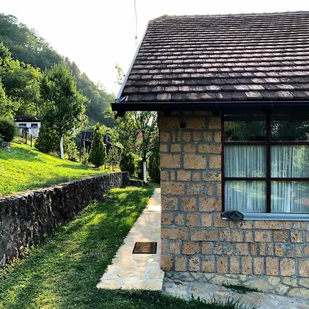 Apartment Konstantinovic Perucac