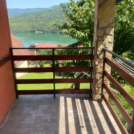 Apartment Konstantinovic Perucac